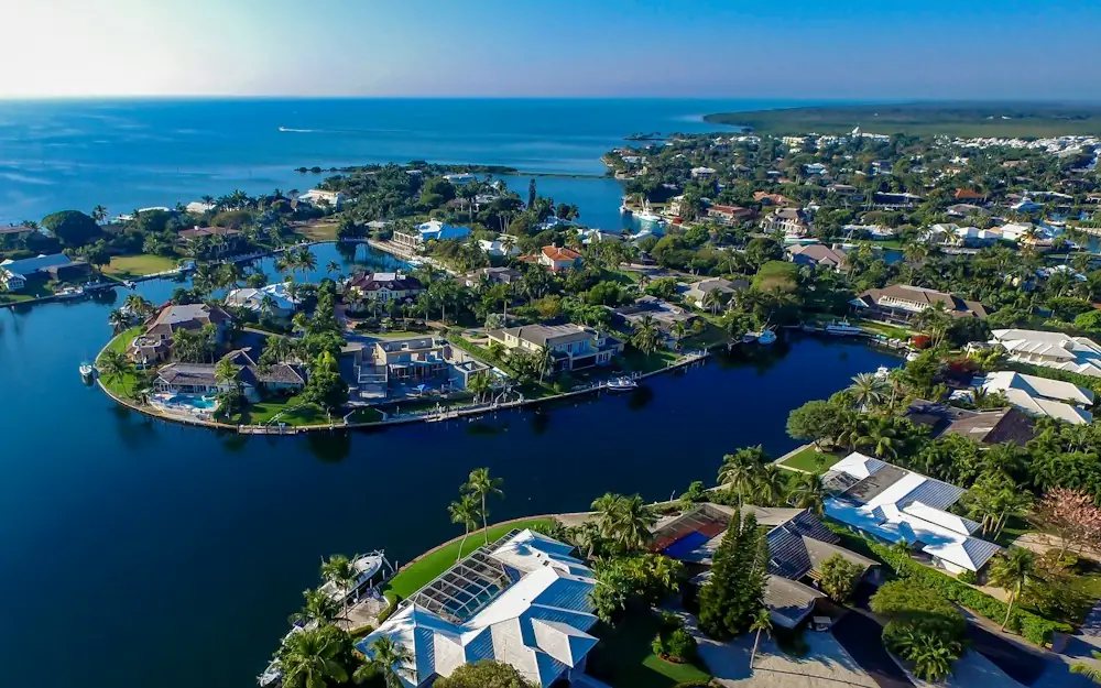 a bird's eye view of a large body of water